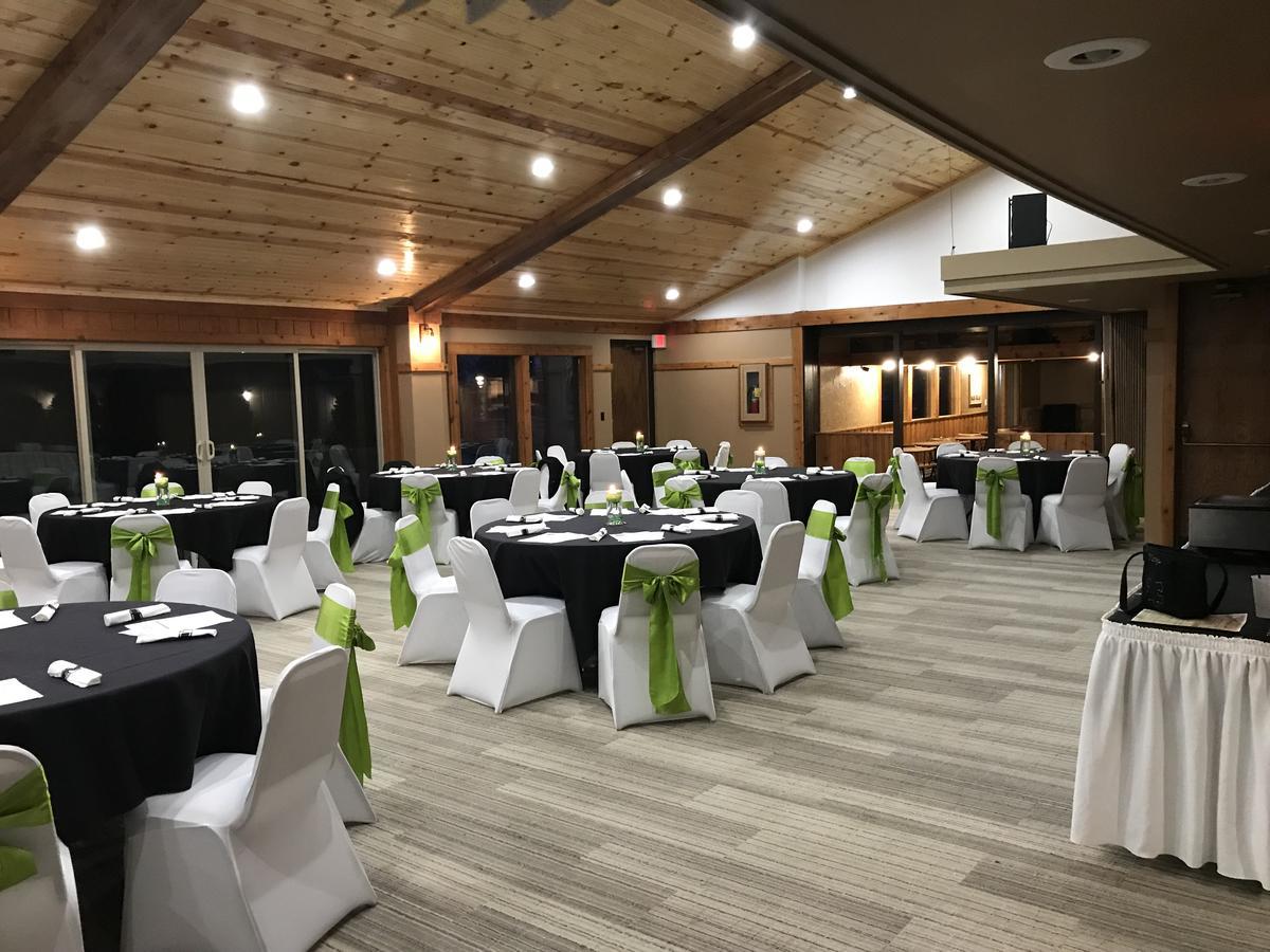 Round Barn Lodge Spring Green Buitenkant foto